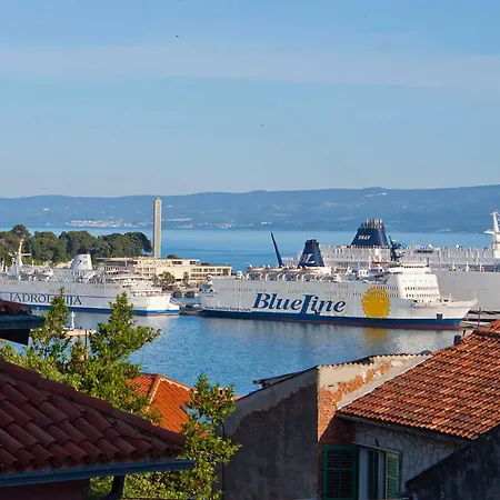 Calm & Relax With Private Parking * Split